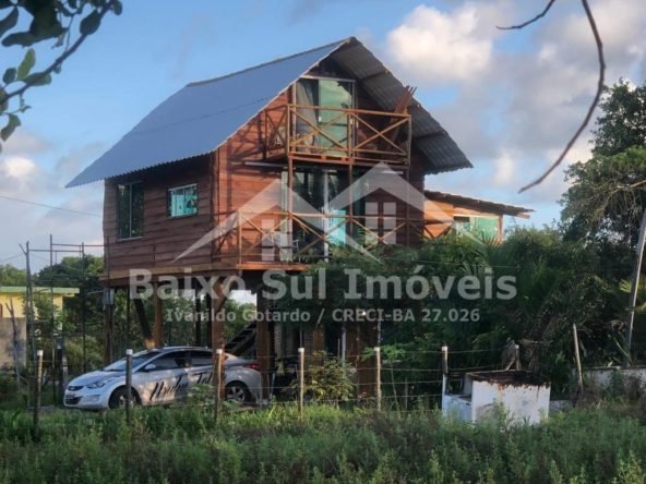 Chalé de Luxo na Praia dos Garcez | O Seu Refúgio de Sonho com 2 Quartos