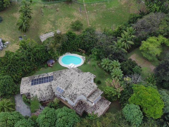 Luxo Exclusivo: Mansão 4 Suítes no Condomínio Clube Encontro das Águas, Lauro de Freitas, Bahia